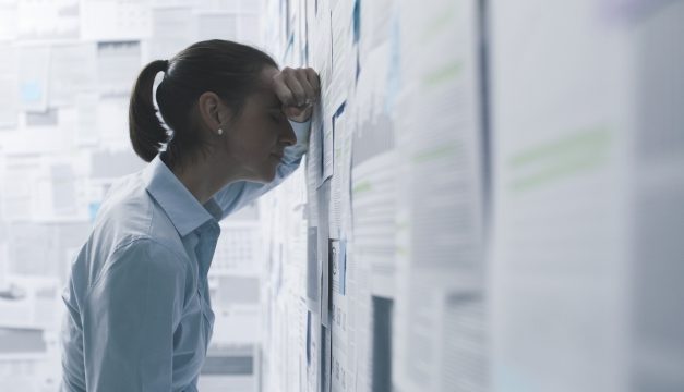 Kisadózó-szerződések és béren kívüli juttatások: bírság is lehet belőle